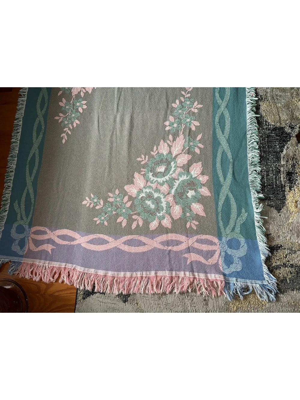 VTG Crown Crafts Fieldcrest Woven Grandmacore Throw Blanket 51 x 65